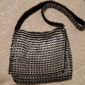 Escama Brazil coke can tab purse
